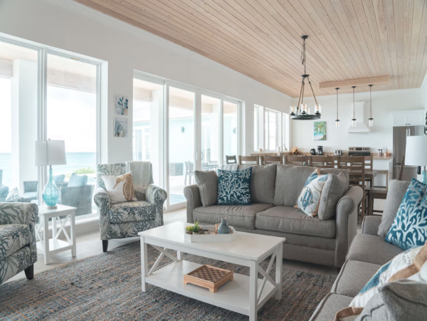 Luxurious Oceanfront Villa in Exuma - Perfect Island Retreat